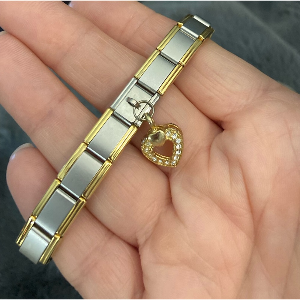 Pretty stainless steel bracelet with heart pendant